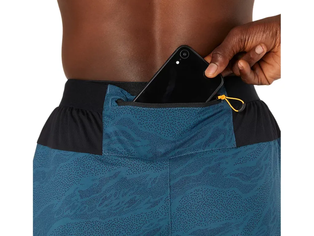 Kleding|Trail running>ASICS FUJITRAIL ALL OVER PRINT 5IN SHORT Magnetic Blue/Performance Black