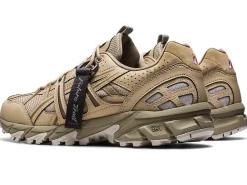 Urban Trail|GEL-SONOMA 15-50><noscript><img width=
